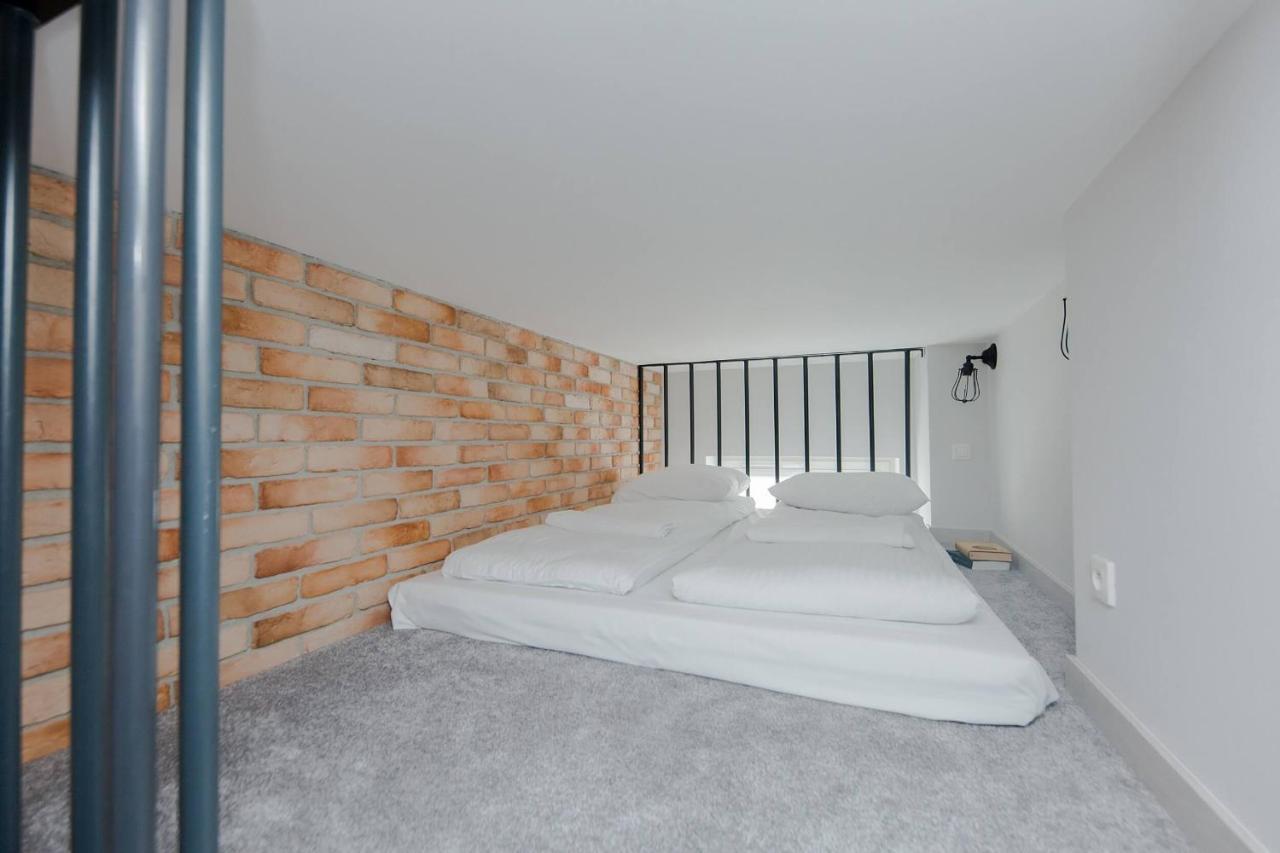 4 Eco Apart Chateau Jagiellonska 22 Warszawa Old Town Ngoại thất bức ảnh