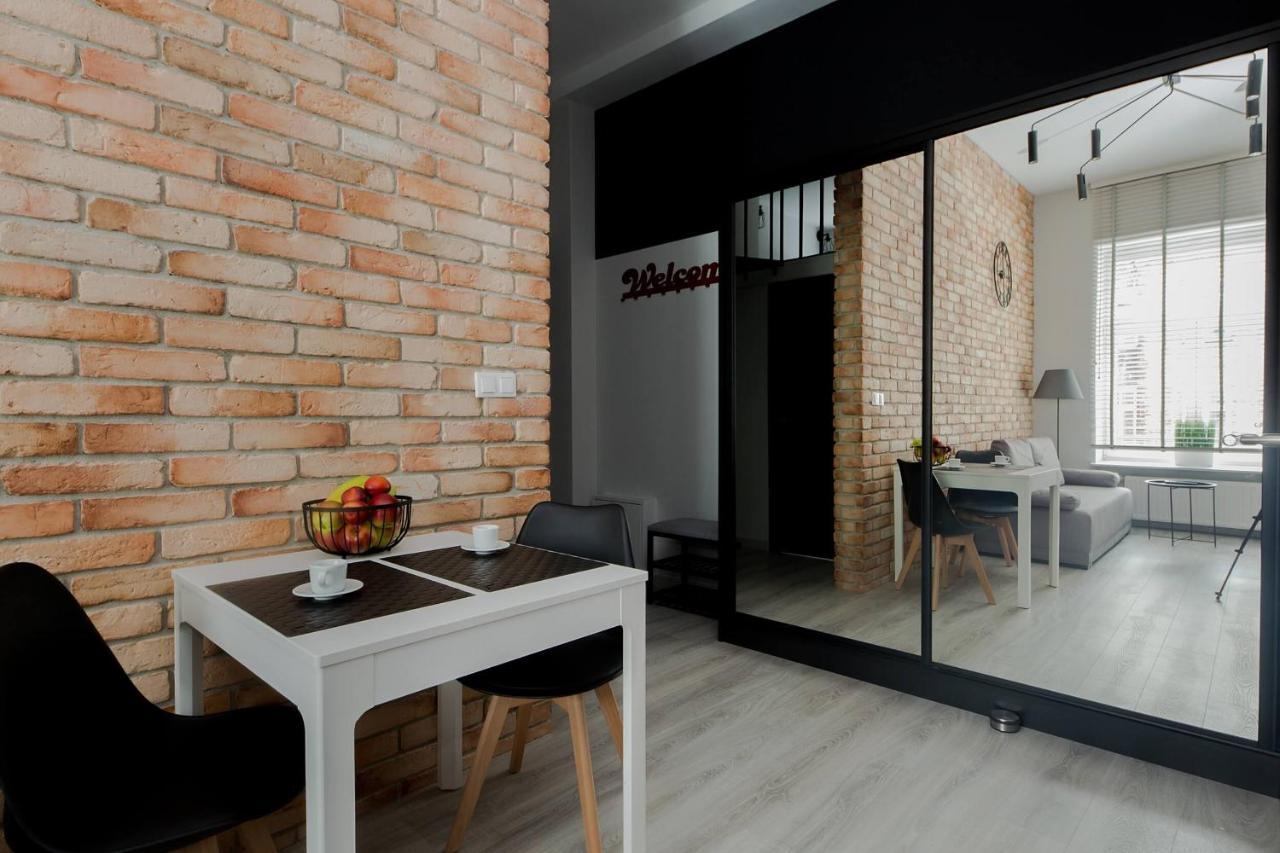 4 Eco Apart Chateau Jagiellonska 22 Warszawa Old Town Ngoại thất bức ảnh
